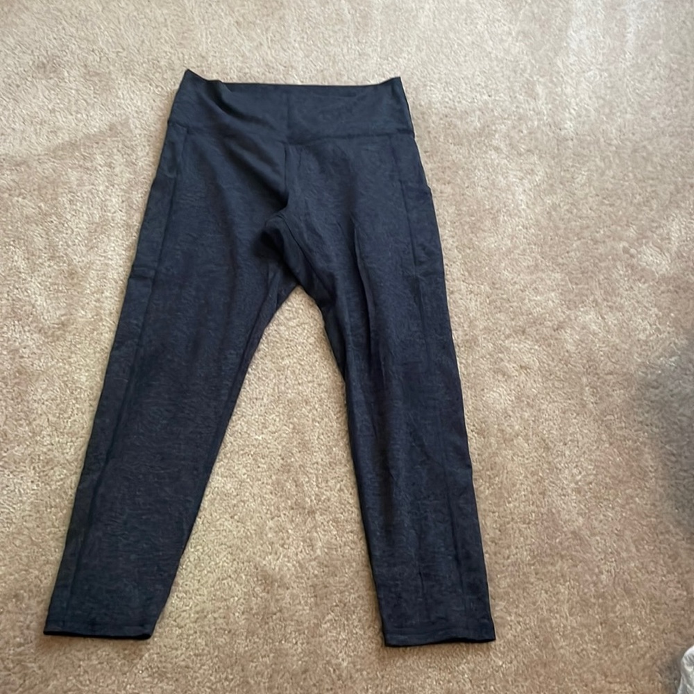 Aerie leggings with side pockets